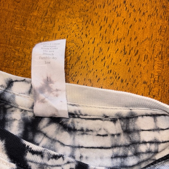 Annie Turbon Black and White Tie-Dye Top high end designer size large - Picture 5 of 7